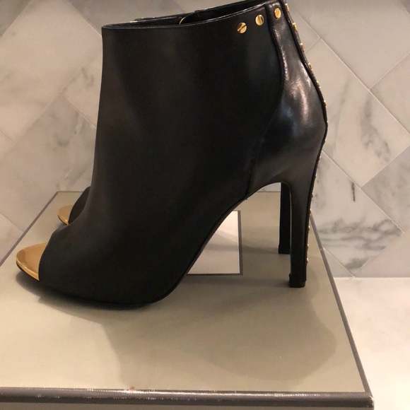 💥HP💥AUTHENTIC NIB Tom Ford Booties - Picture 2 of 6